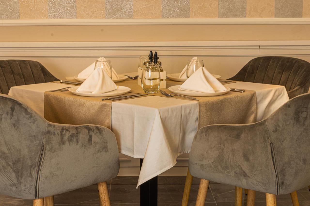 Vemara City Boutique Hotel-Free Parking Varna Luaran gambar