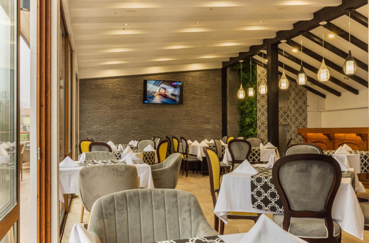 Vemara City Boutique Hotel-Free Parking Varna Luaran gambar