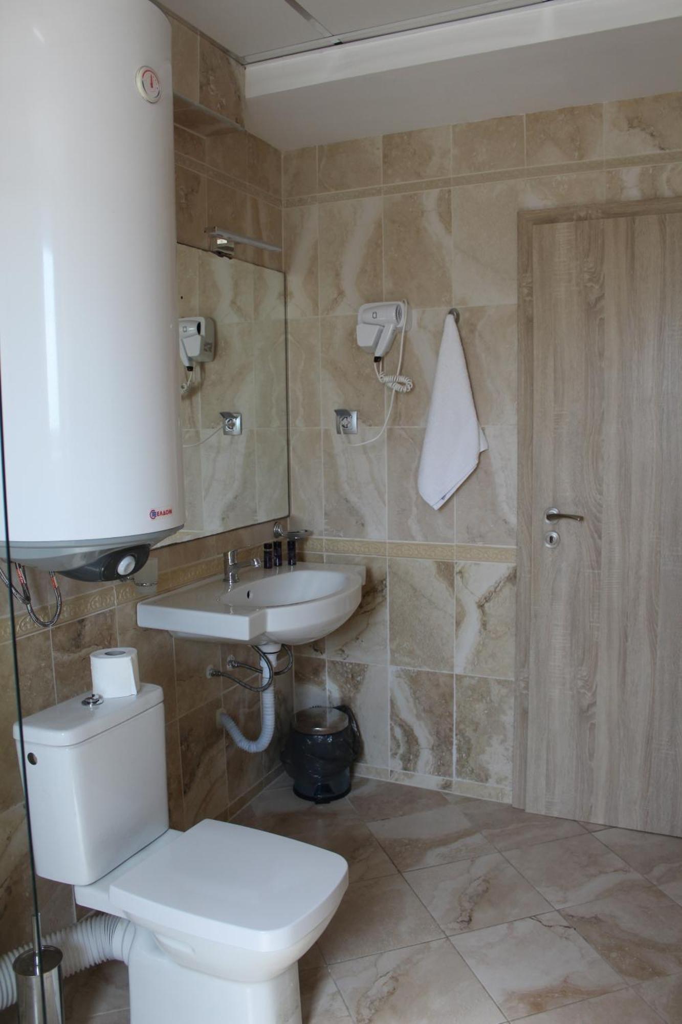 Vemara City Boutique Hotel-Free Parking Varna Luaran gambar