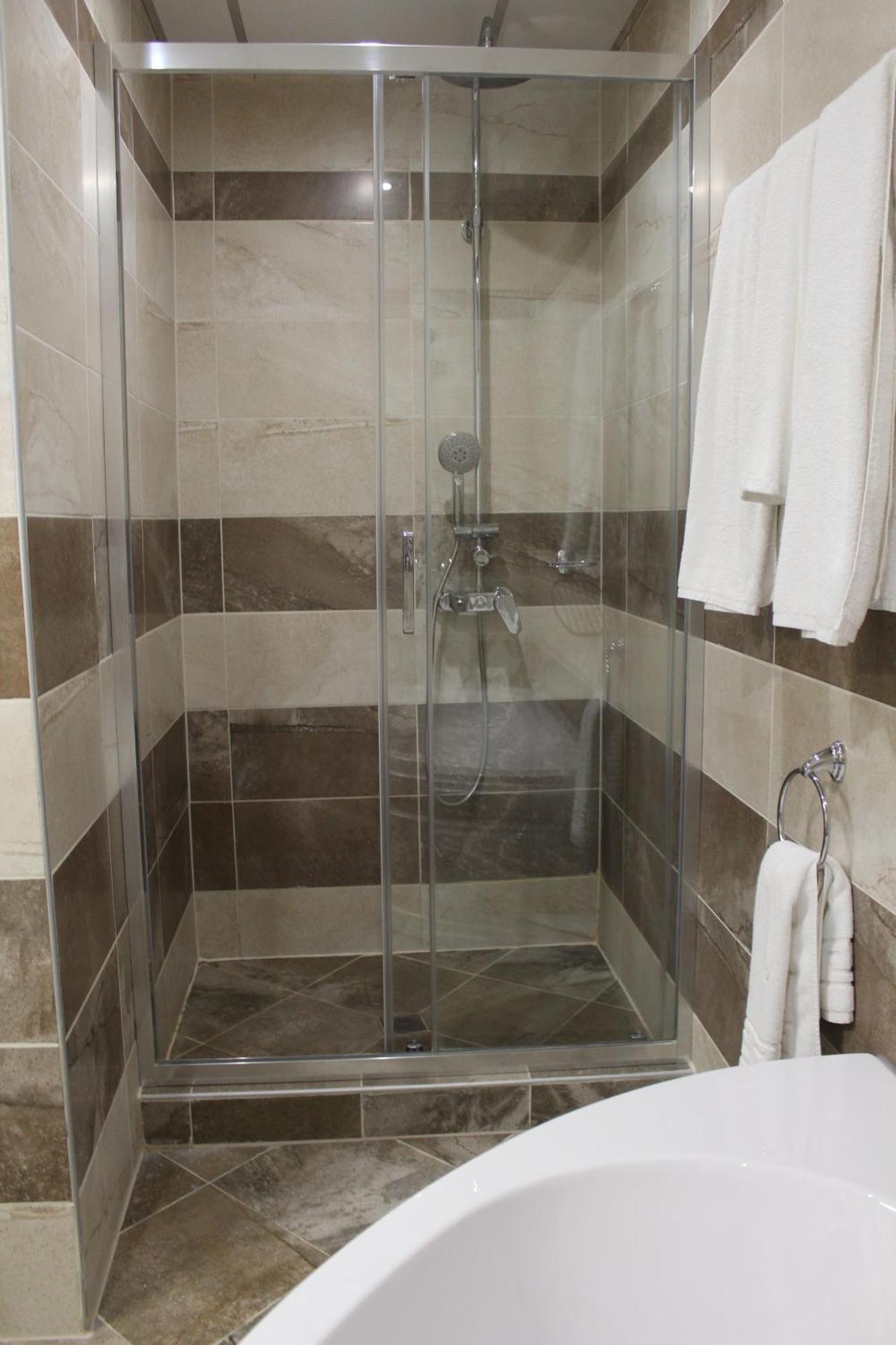 Vemara City Boutique Hotel-Free Parking Varna Luaran gambar
